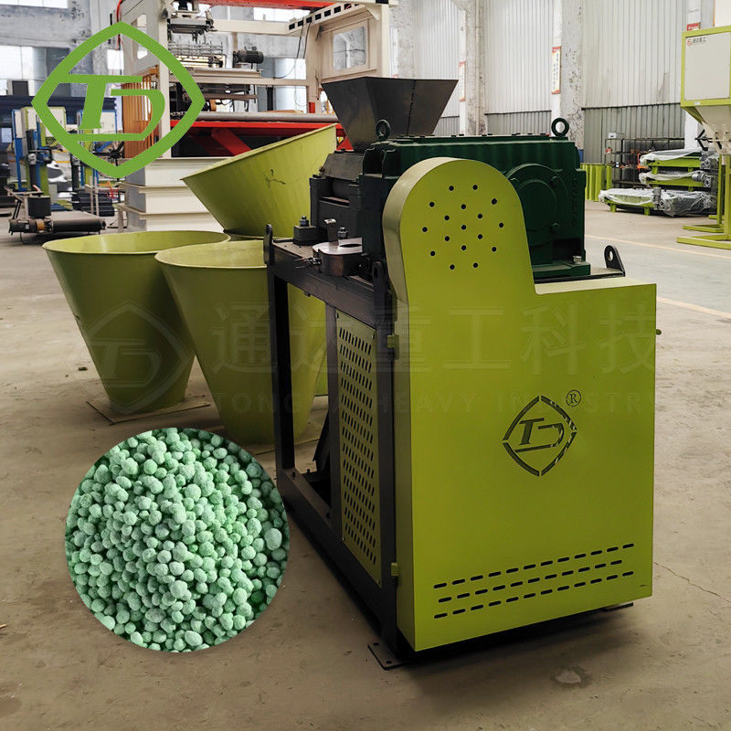 Dwukrotny tłocznik granulatorowy Kompaktny tłocznik granulatorowy gnojownik NPK 5 mm Maszyna granulatora nawozów mieszanych